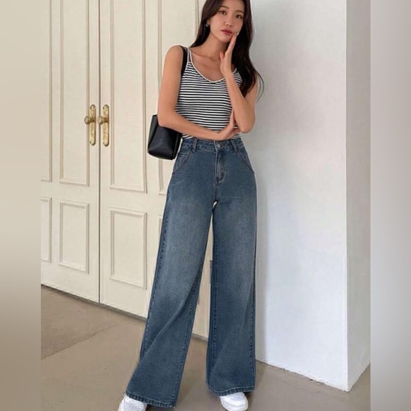 DAZY High Rise Baggy Jeans - Picture 2 of 14